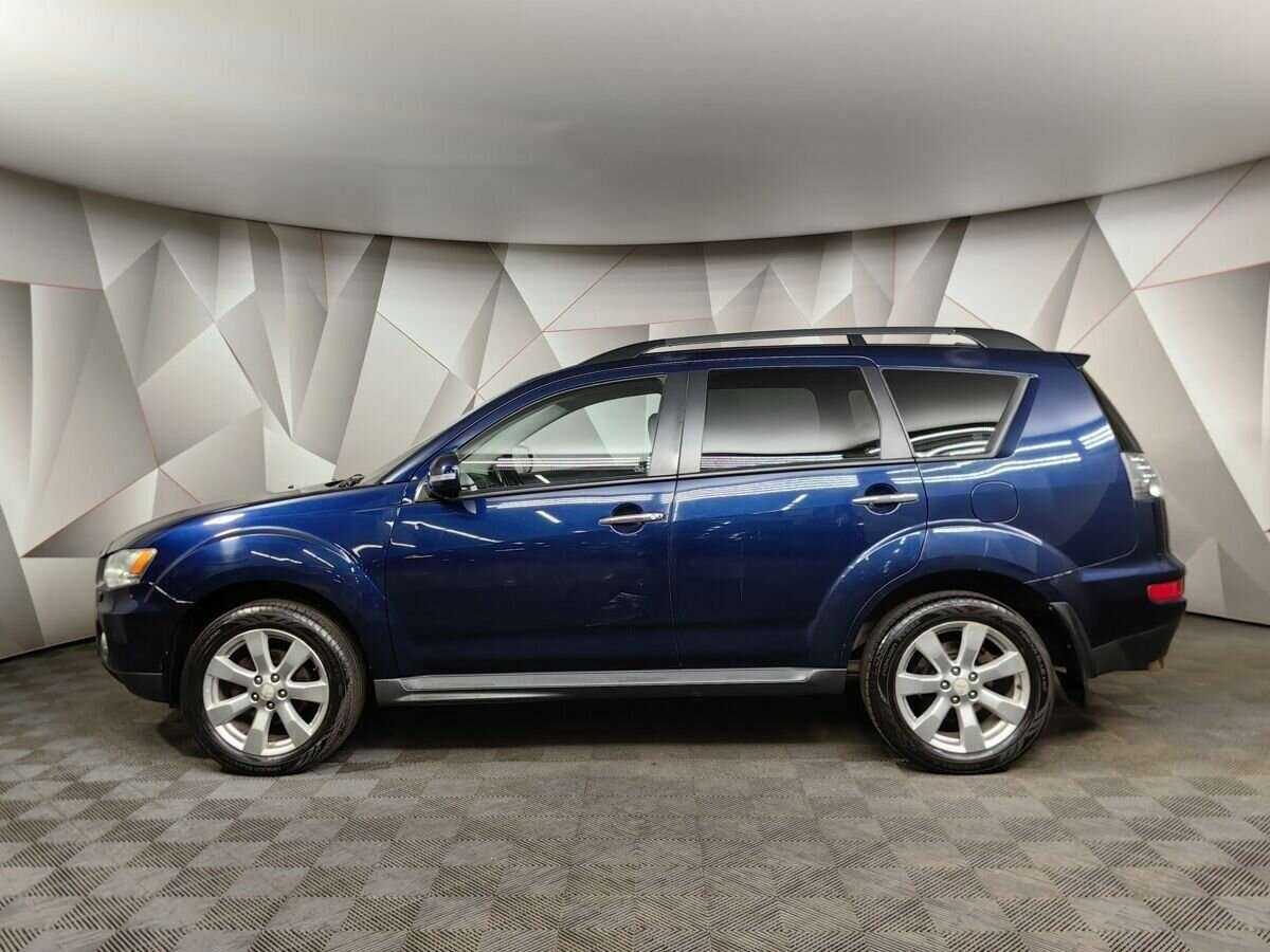 Mitsubishi Outlander с пробегом — 2011 год. Фото: #4
