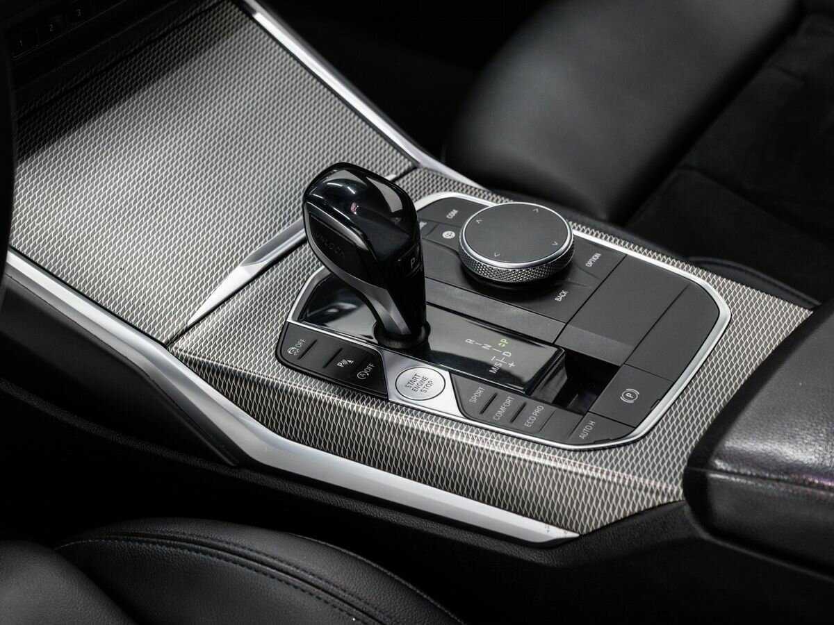 BMW 3 серии с пробегом — 2019 год. Фото: #12