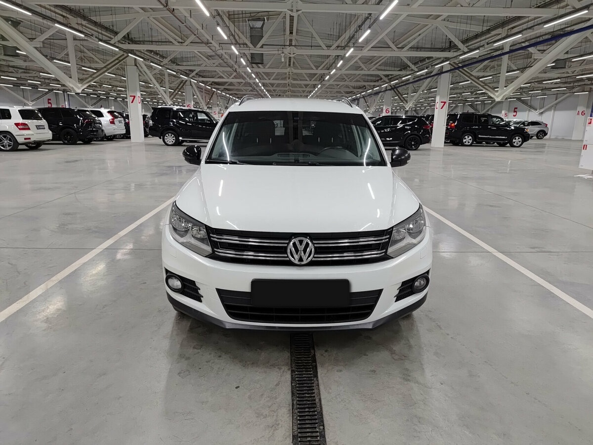 Volkswagen Tiguan с пробегом — 2015 год. Фото: #1
