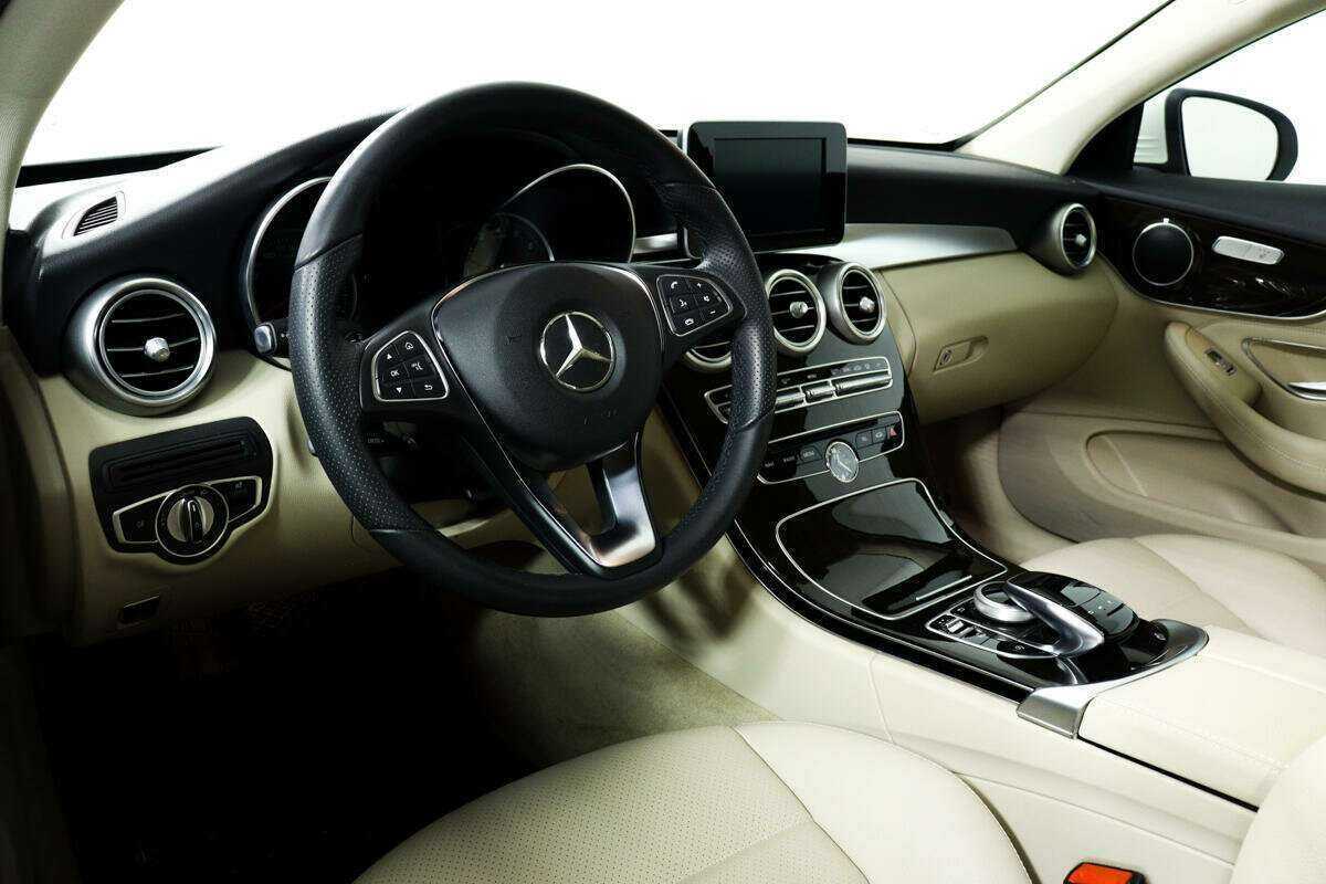 Mercedes-Benz C-Класс с пробегом — 2017 год. Фото: #12