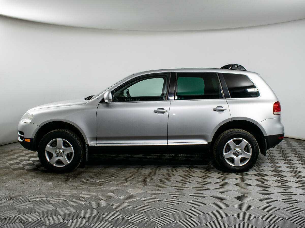 Volkswagen Touareg с пробегом — 2003 год. Фото: #7