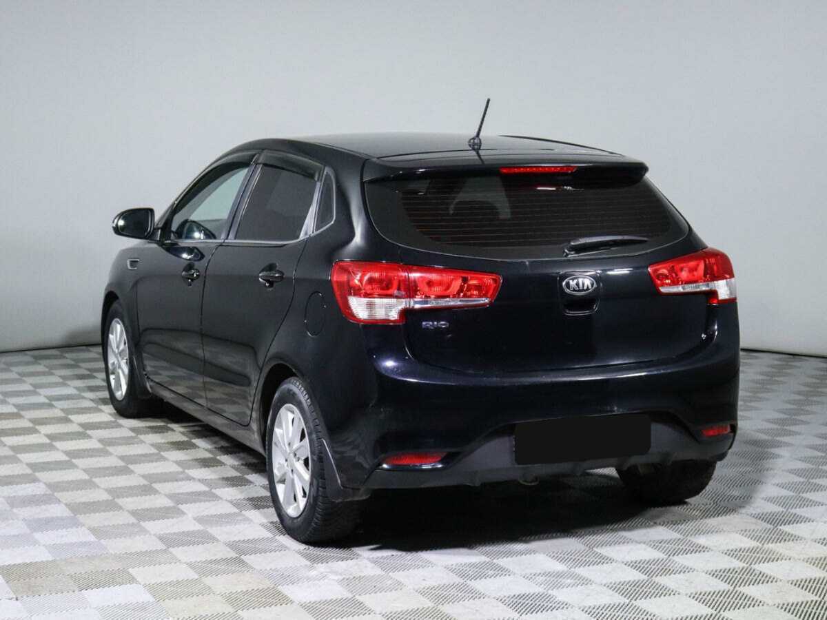 Kia Rio с пробегом — 2016 год. Фото: #5
