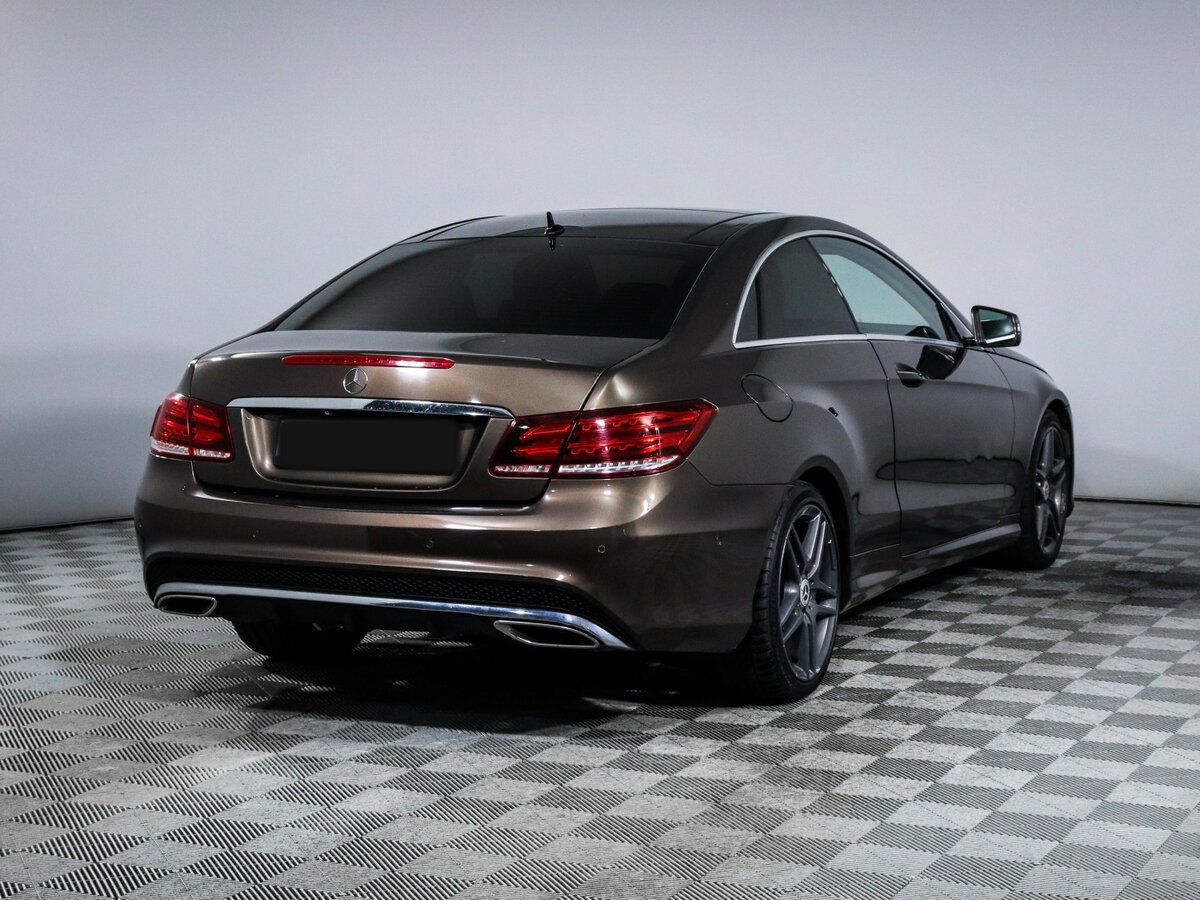 Mercedes-Benz E-Класс с пробегом — 2014 год. Фото: #4