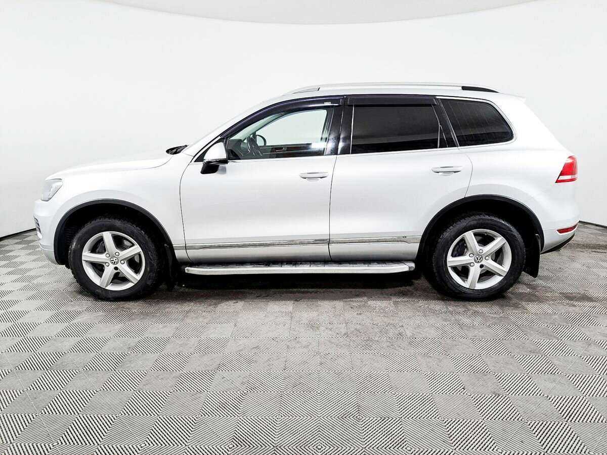 Volkswagen Touareg с пробегом — 2012 год. Фото: #7