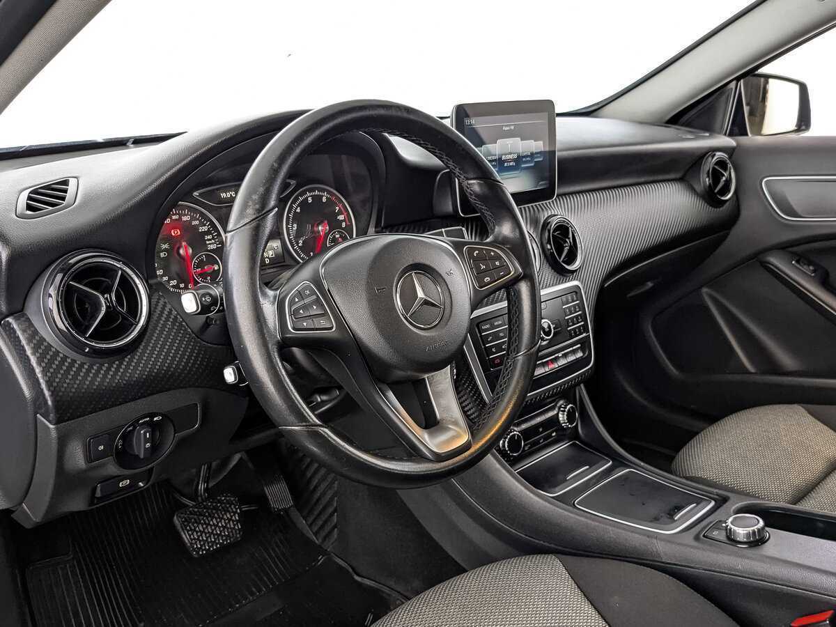 Mercedes-Benz GLA с пробегом — 2018 год. Фото: #14