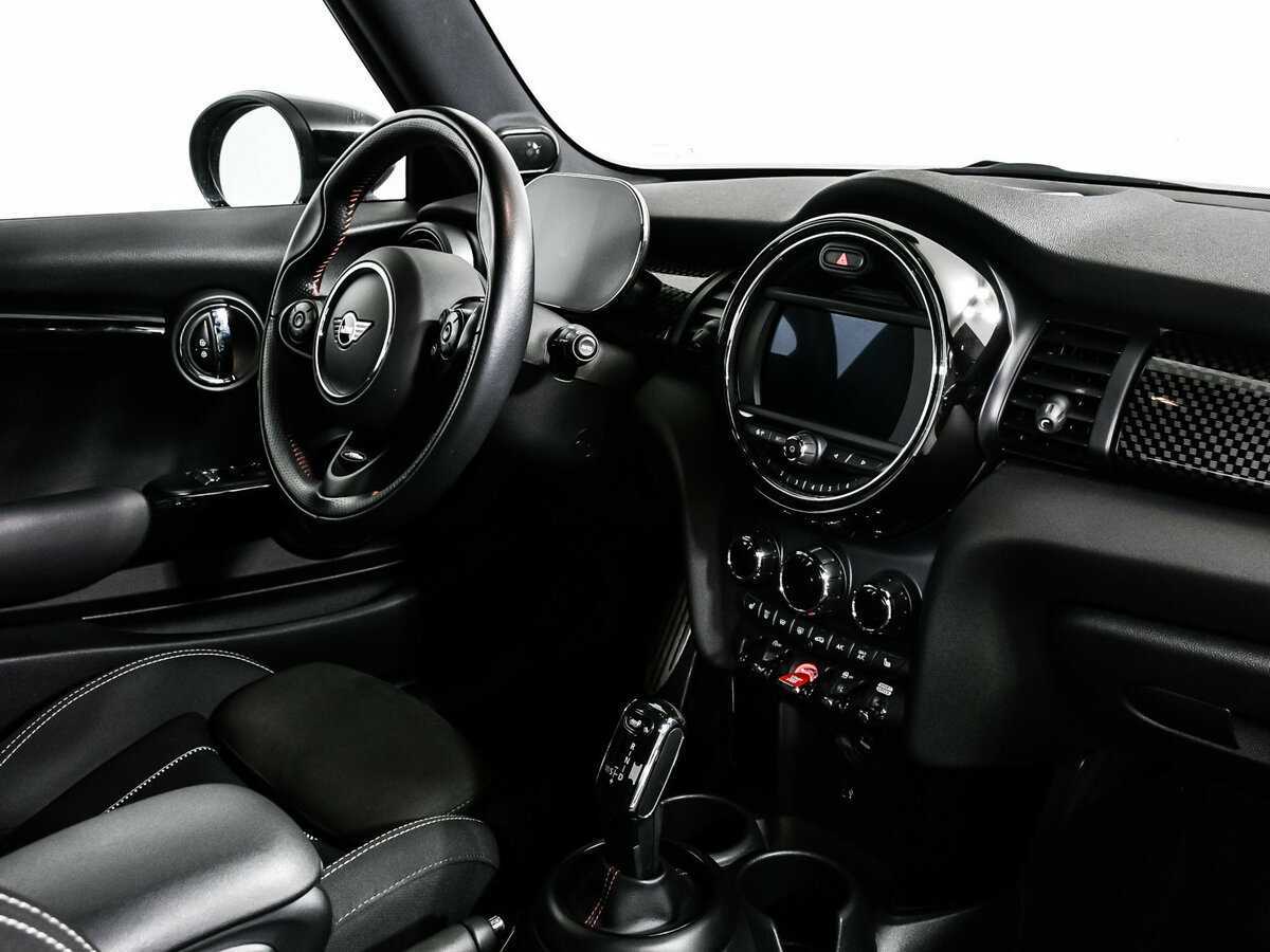 Mini Hatch с пробегом — 2020 год. Фото: #8