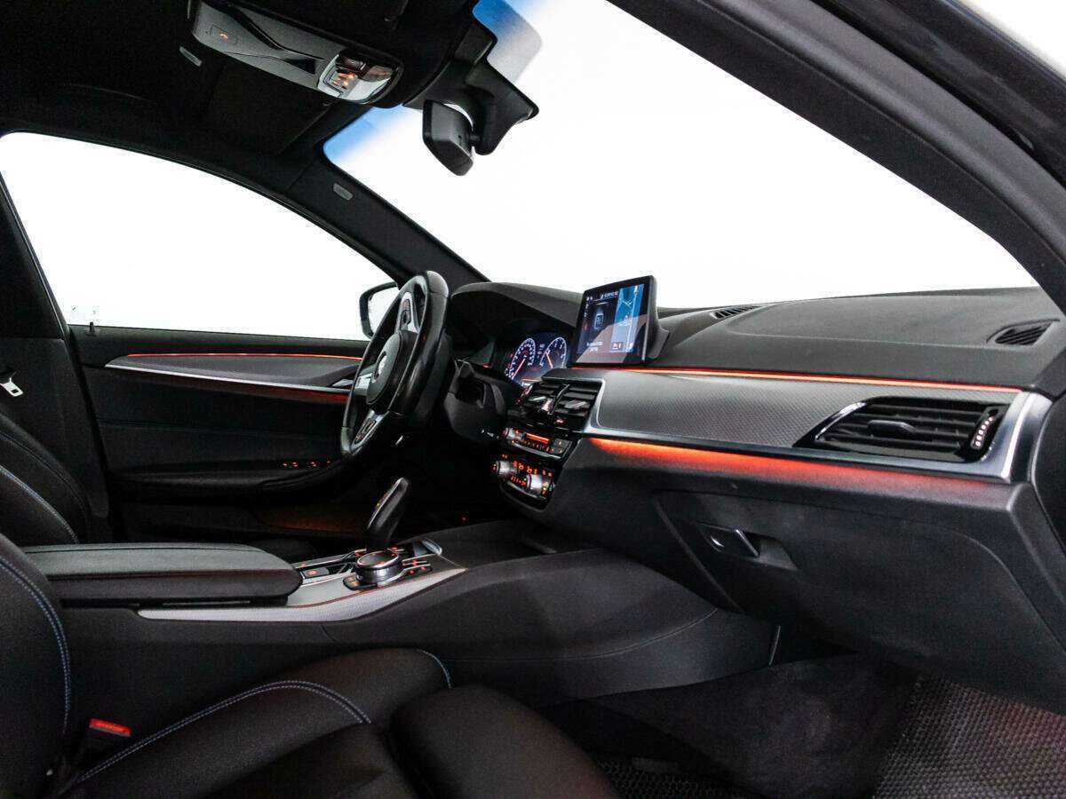 BMW 5 серии с пробегом — 2018 год. Фото: #18