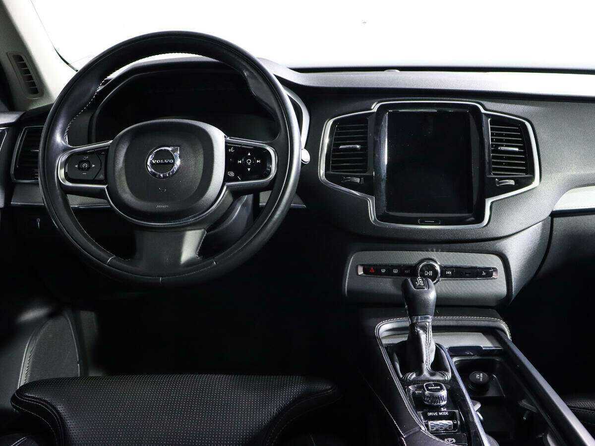 Volvo XC90 с пробегом — 2016 год. Фото: #9