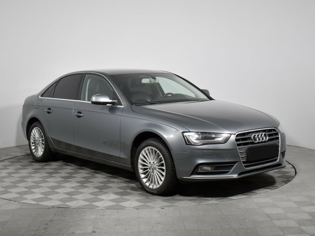 Audi A4 с пробегом — 2015 год. Фото: #2