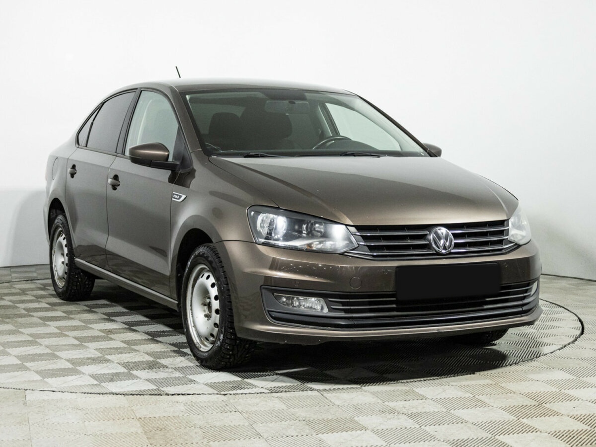 Volkswagen Polo с пробегом — 2018 год. Фото: #2