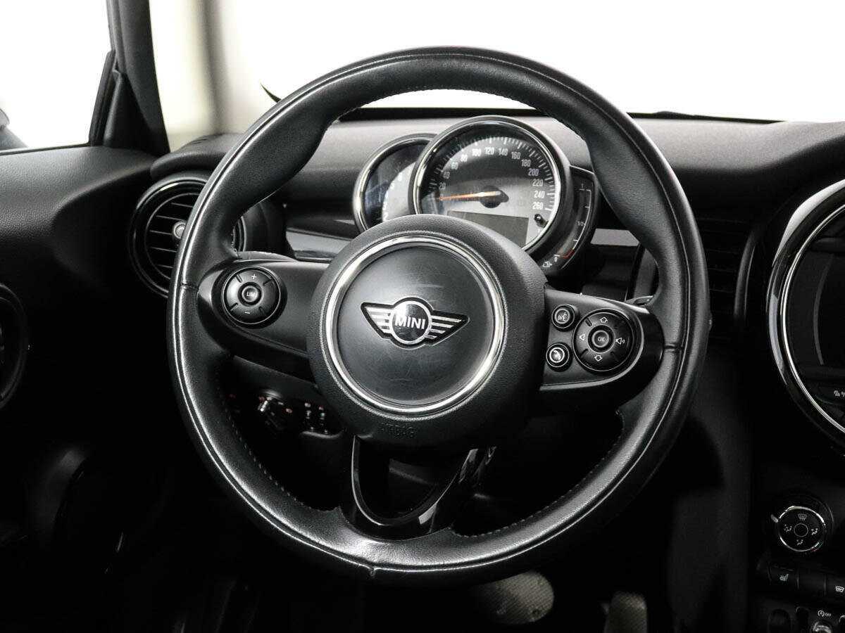 Mini Hatch с пробегом — 2018 год. Фото: #14