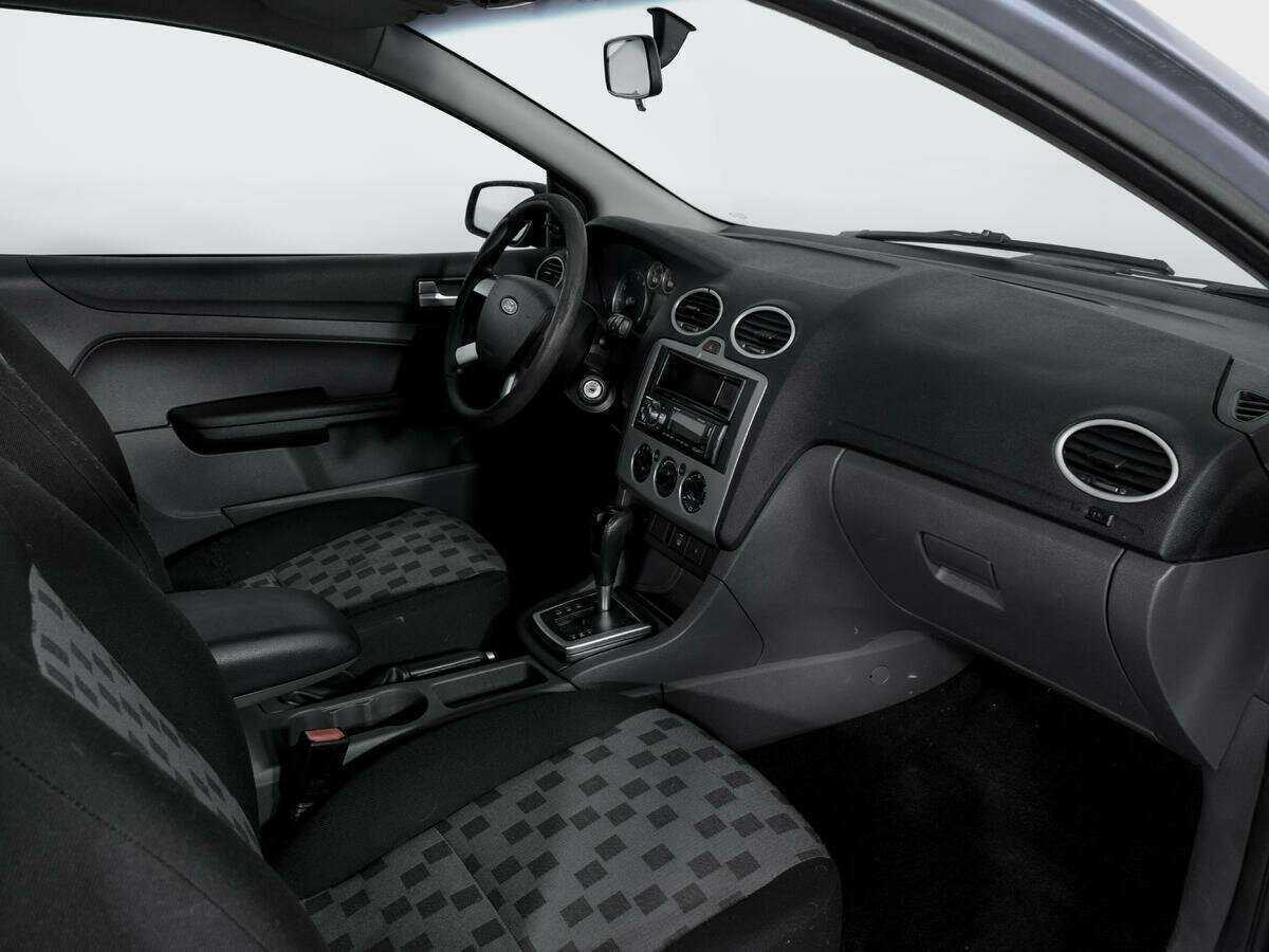 Ford Focus с пробегом — 2006 год. Фото: #8