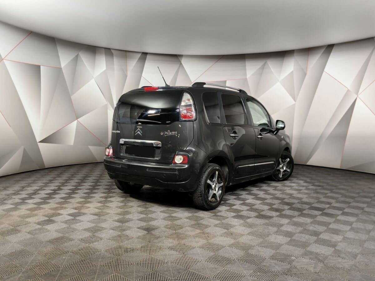 Citroen C3 Picasso с пробегом — 2012 год. Фото: #1