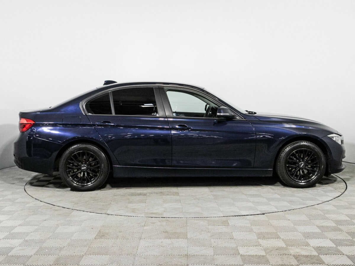 BMW 3 серии с пробегом — 2017 год. Фото: #3
