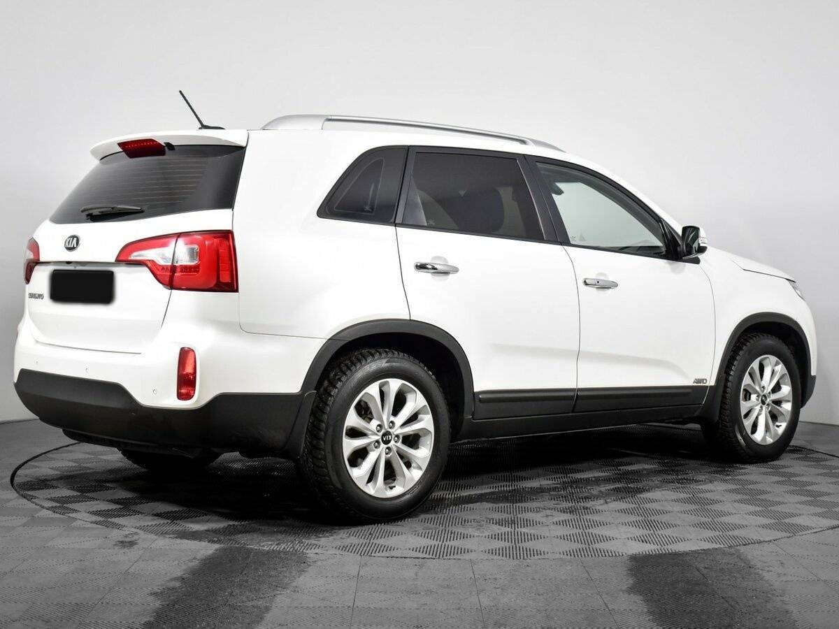 Kia Sorento с пробегом — 2017 год. Фото: #4