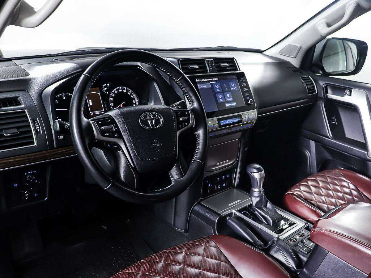 Toyota Land Cruiser Prado с пробегом — 2021 год. Фото: #12