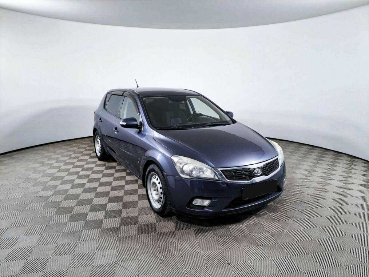 Kia Ceed с пробегом — 2010 год. Фото: #2