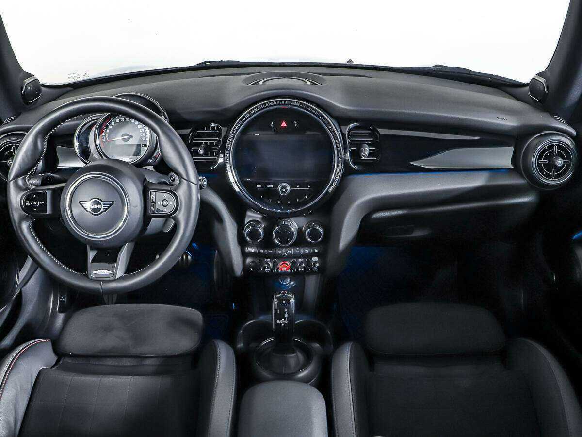 Mini Hatch с пробегом — 2021 год. Фото: #10