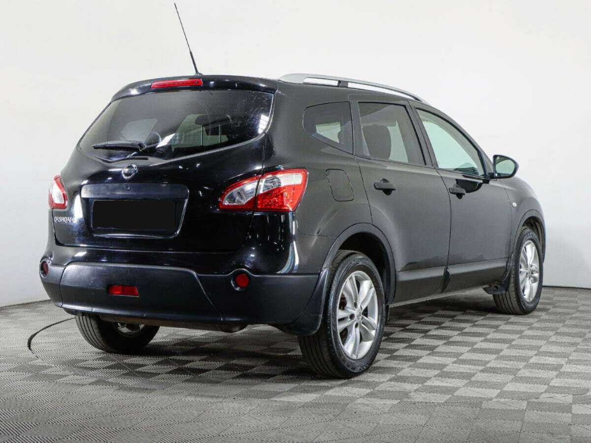 Nissan Qashqai+2 с пробегом — 2010 год. Фото: #4