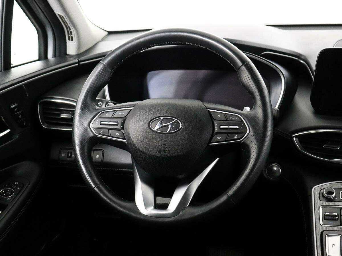 Hyundai Santa Fe с пробегом — 2021 год. Фото: #13