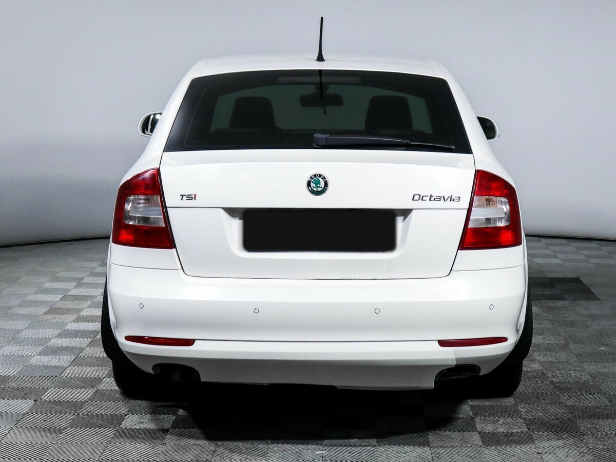 Skoda Octavia с пробегом — 2011 год. Фото: #4