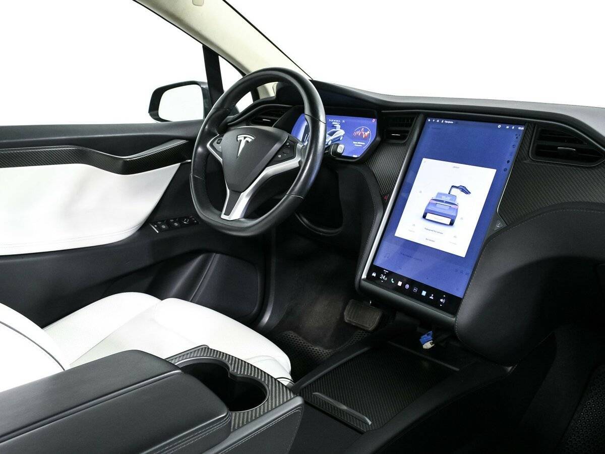 Tesla Model X с пробегом — 2018 год. Фото: #25