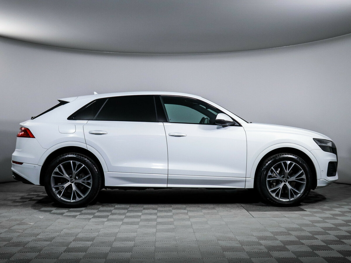Audi Q8 с пробегом — 2022 год. Фото: #3