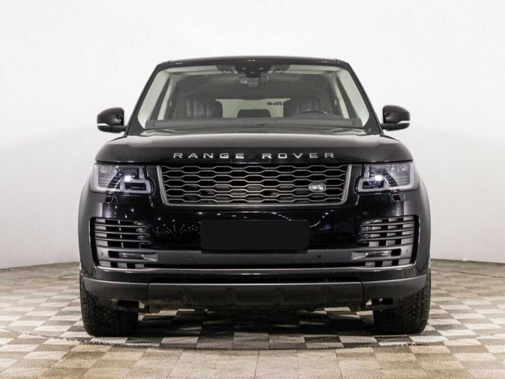 Land Rover Range Rover с пробегом — 2018 год. Фото: #1