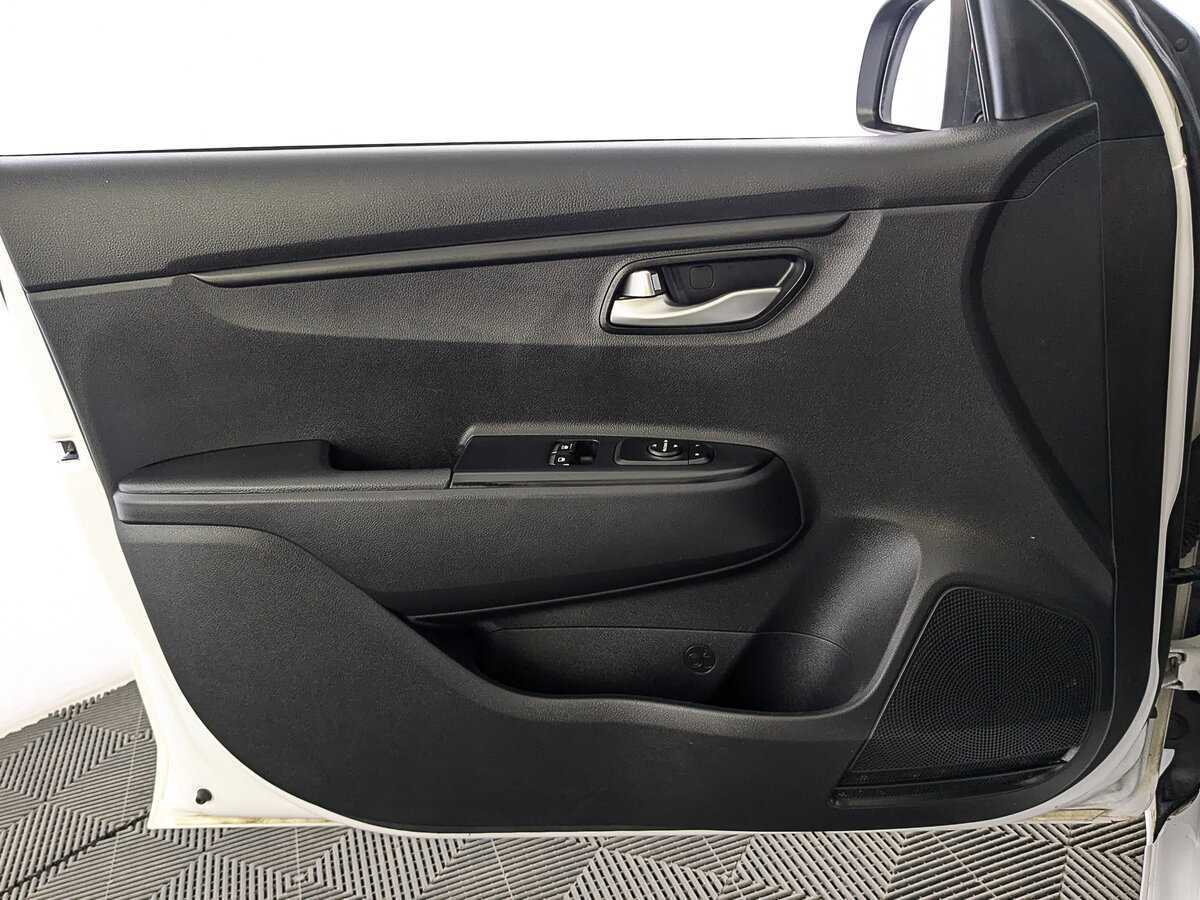 Kia Rio с пробегом — 2021 год. Фото: #15
