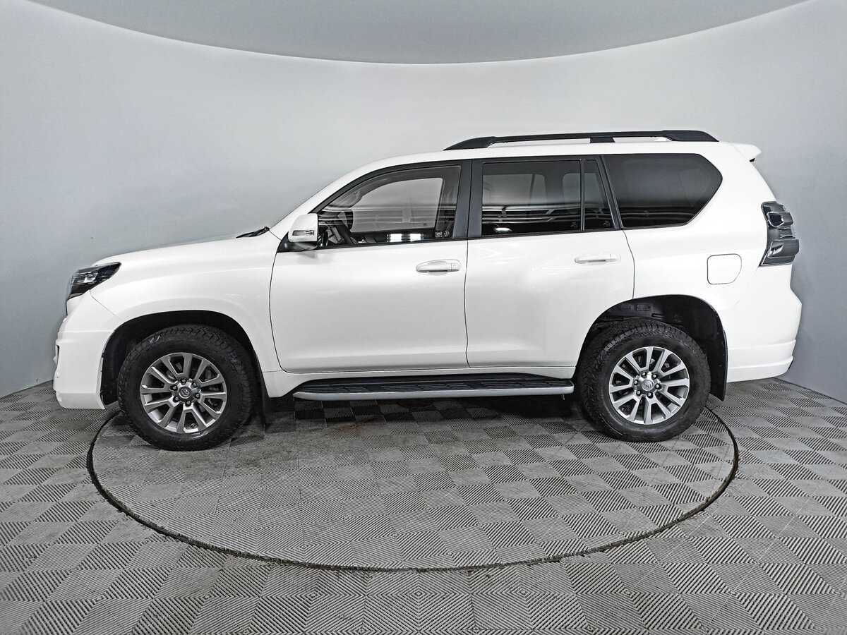 Toyota Land Cruiser Prado с пробегом — 2017 год. Фото: #7