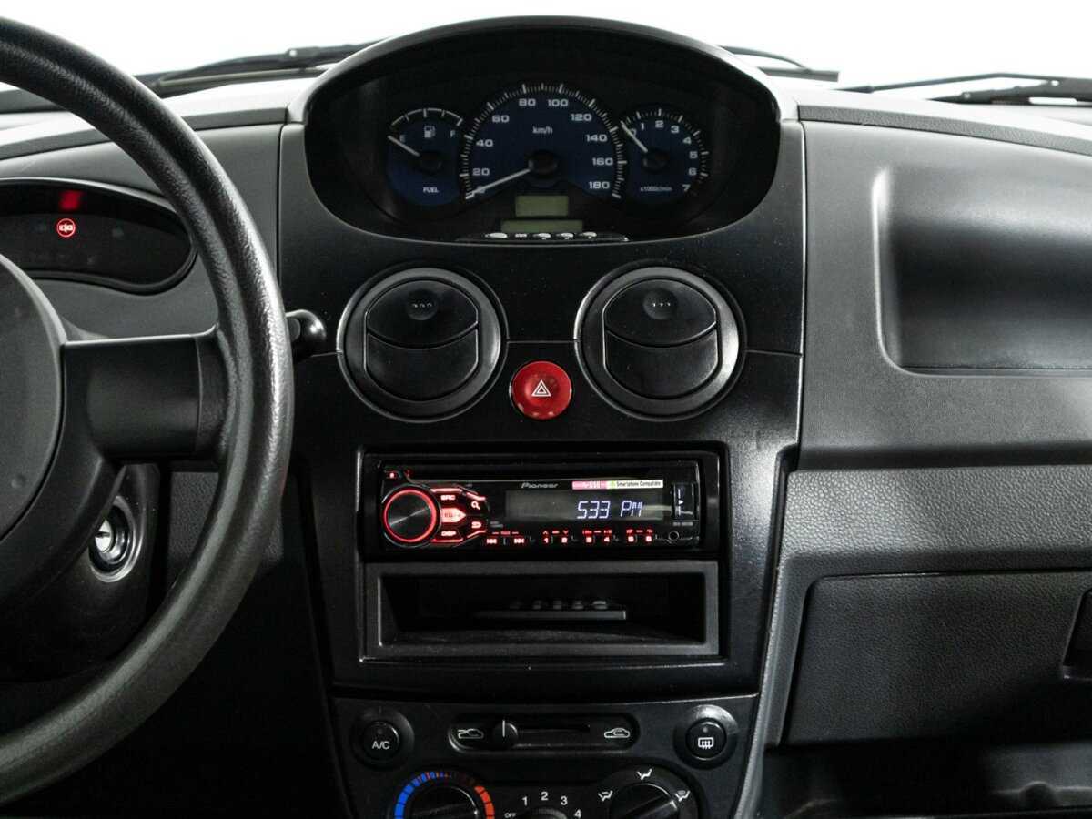 Chevrolet Spark с пробегом — 2007 год. Фото: #13