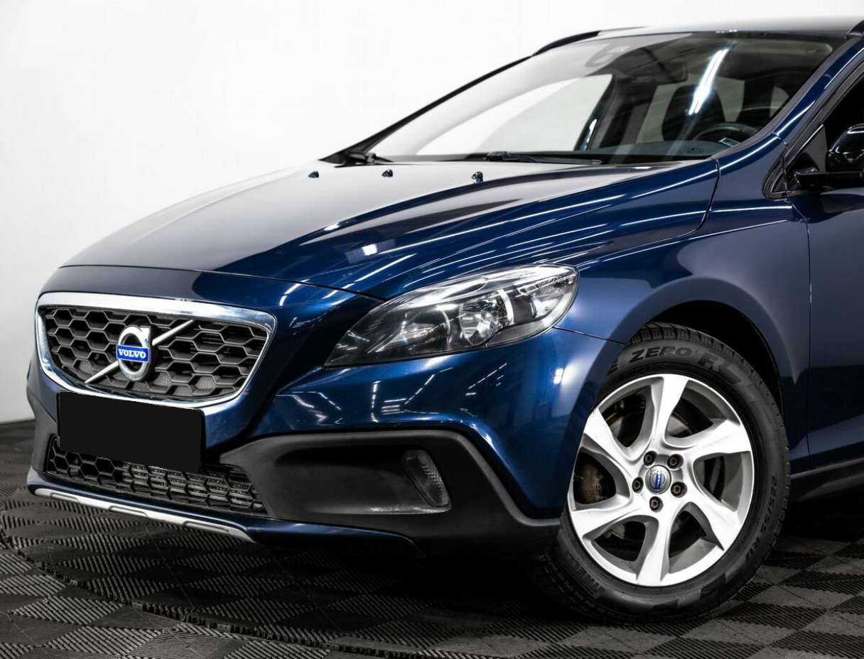 Volvo V40 Cross Country с пробегом — 2014 год. Фото: #6