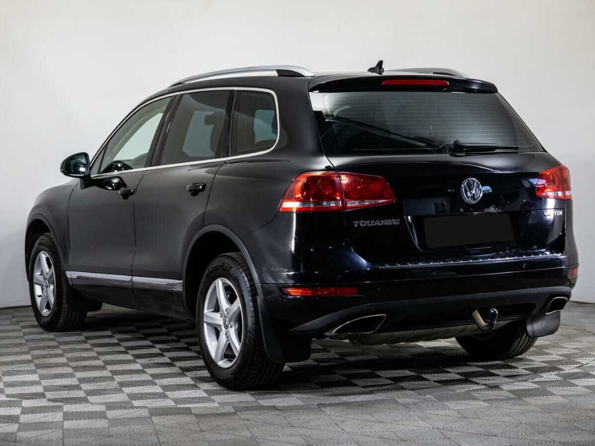Volkswagen Touareg с пробегом — 2011 год. Фото: #6