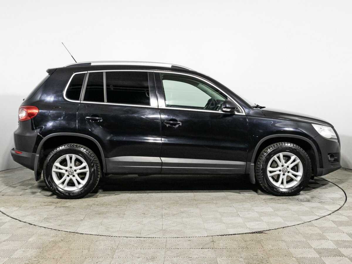 Volkswagen Tiguan с пробегом — 2010 год. Фото: #3