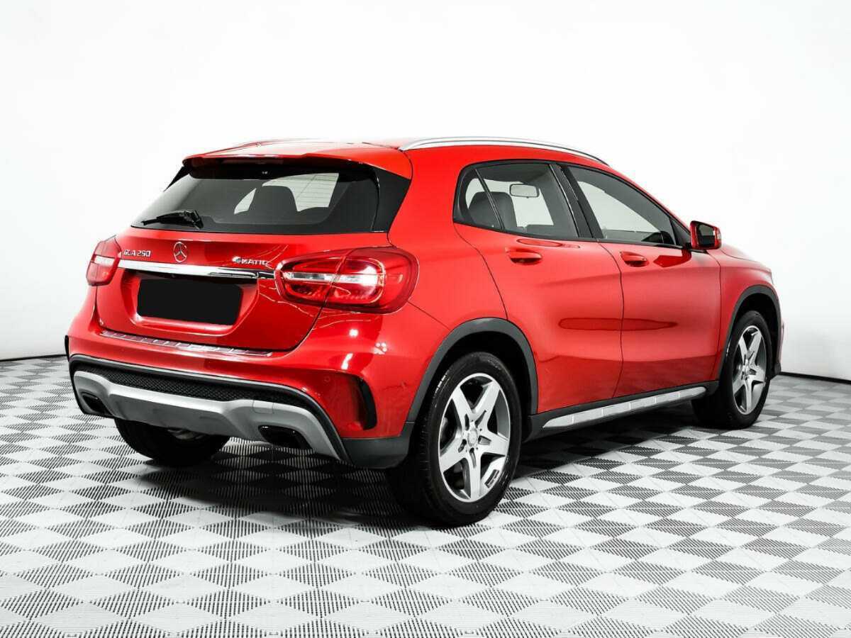 Mercedes-Benz GLA с пробегом — 2014 год. Фото: #4