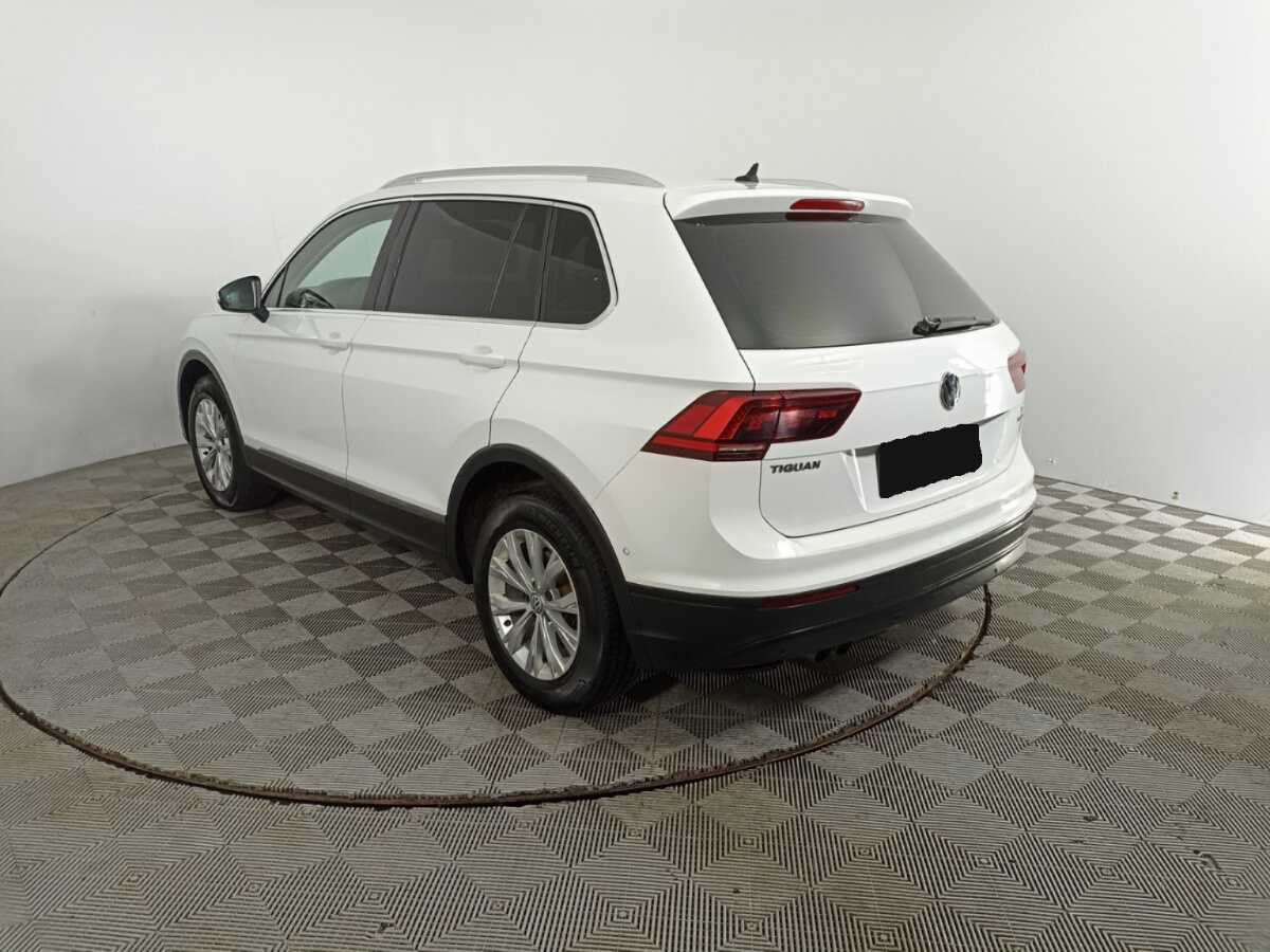 Volkswagen Tiguan с пробегом — 2017 год. Фото: #6