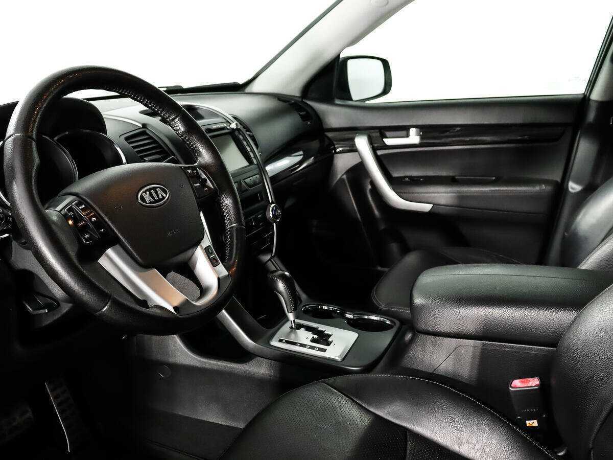 Kia Sorento с пробегом — 2011 год. Фото: #8