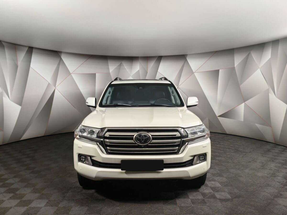 Toyota Land Cruiser с пробегом — 2018 год. Фото: #6