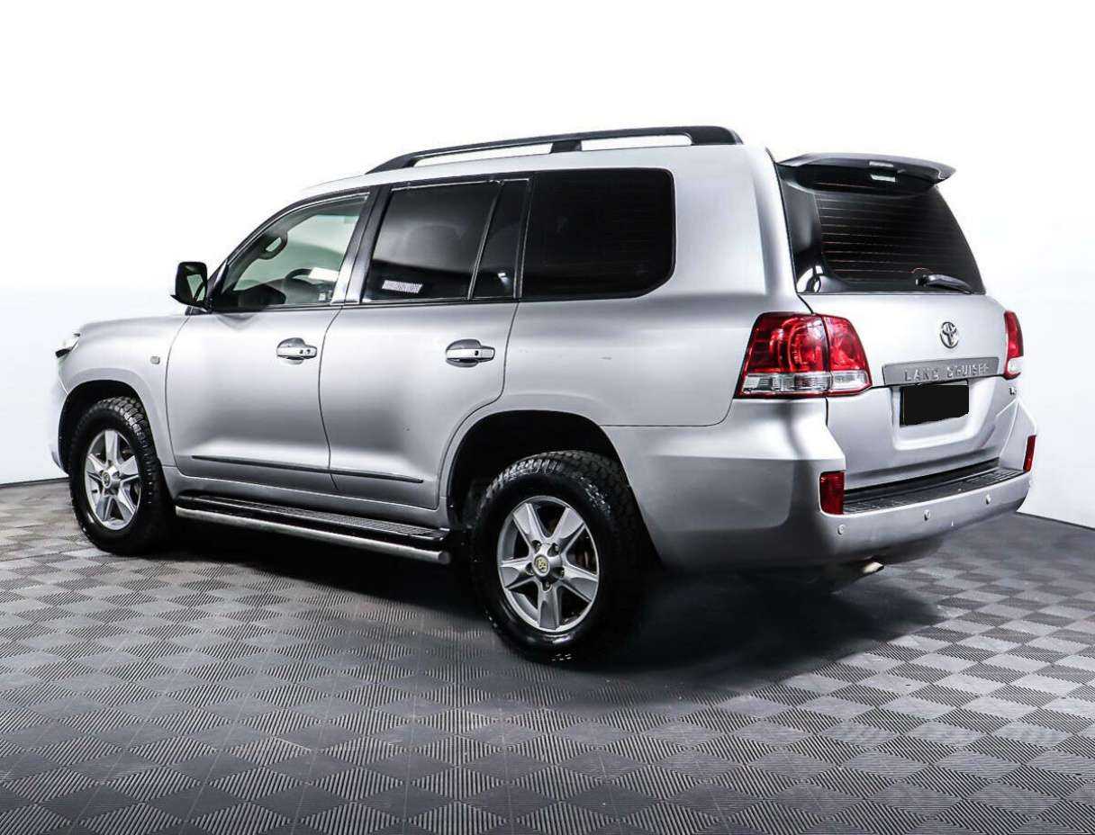 Toyota Land Cruiser с пробегом — 2008 год. Фото: #6