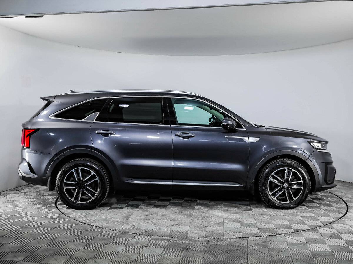 Kia Sorento с пробегом — 2021 год. Фото: #3