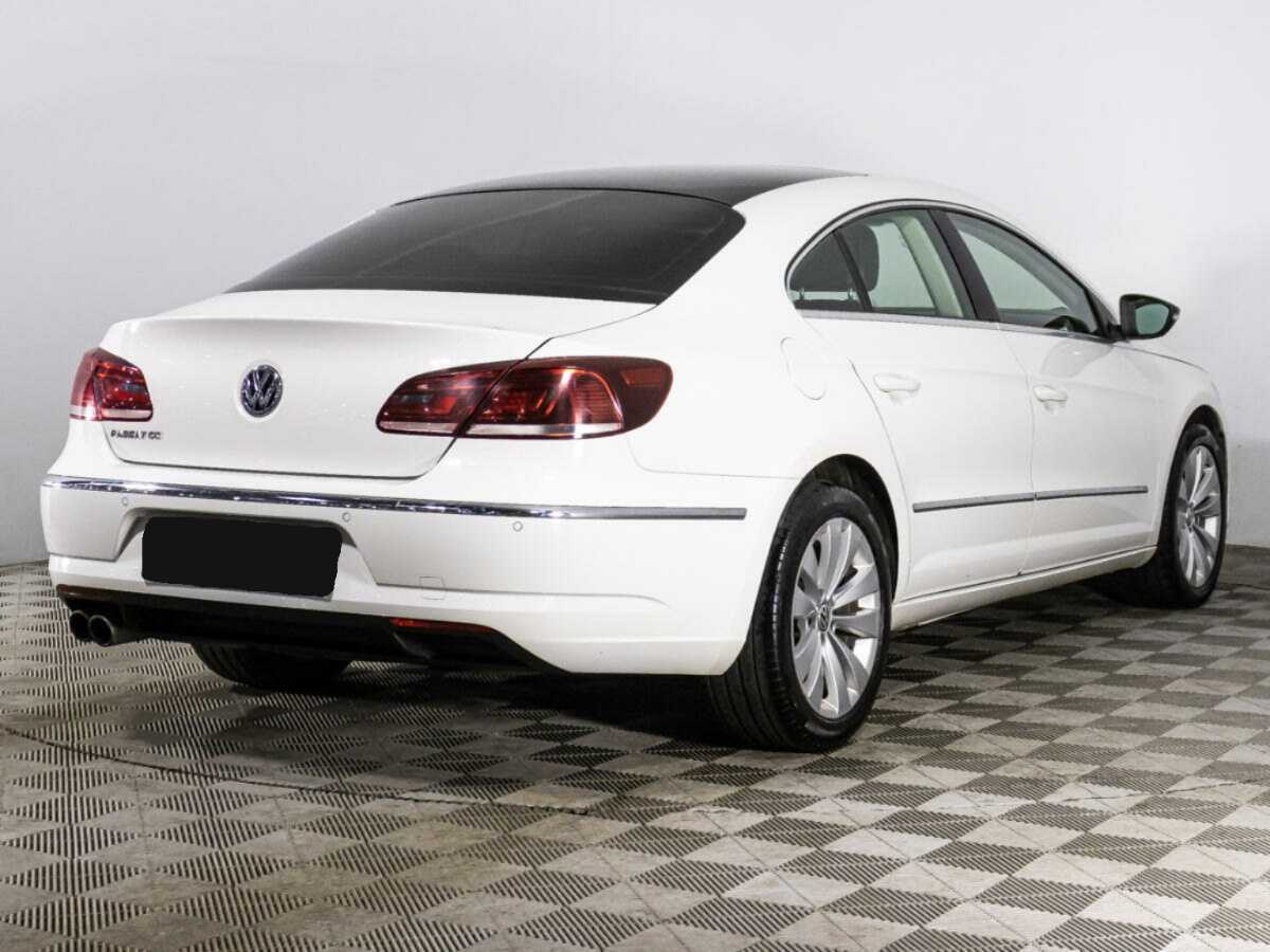 Volkswagen Passat CC с пробегом — 2013 год. Фото: #4