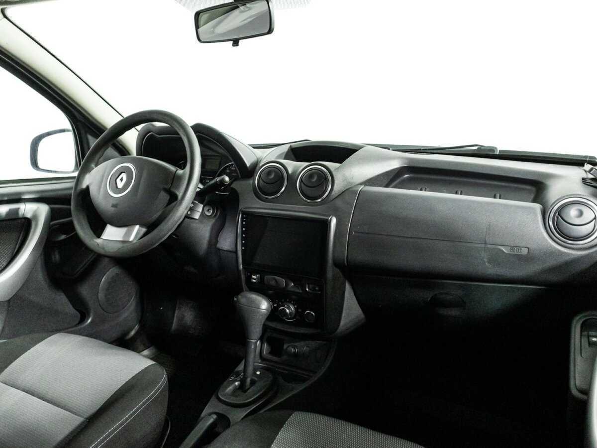 Renault Duster с пробегом — 2013 год. Фото: #8
