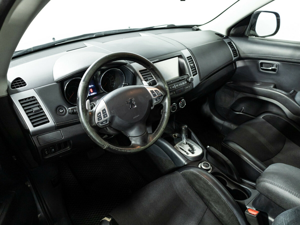 Peugeot 4007 с пробегом — 2012 год. Фото: #8