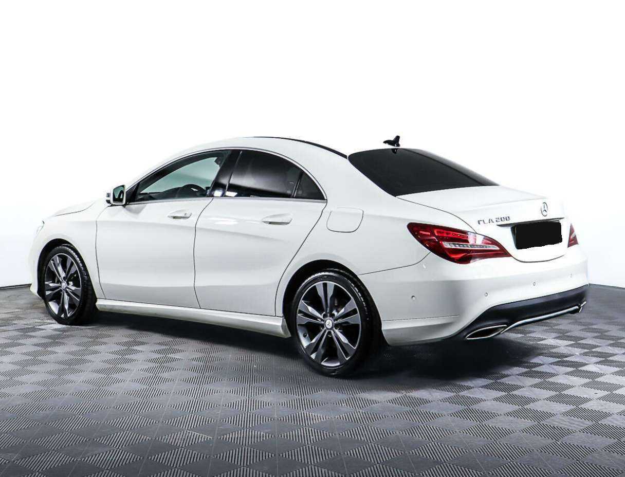 Mercedes-Benz CLA с пробегом — 2016 год. Фото: #6