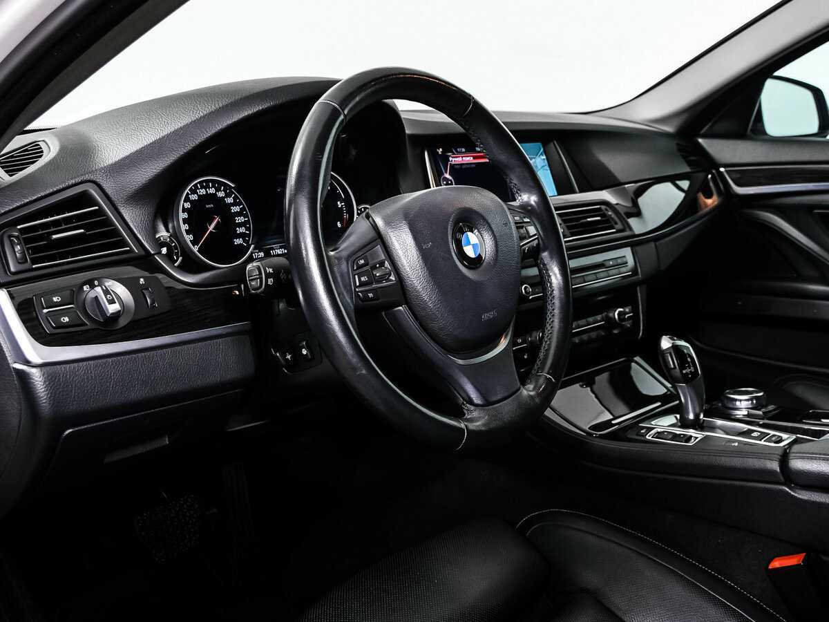 BMW 5 серии с пробегом — 2016 год. Фото: #11
