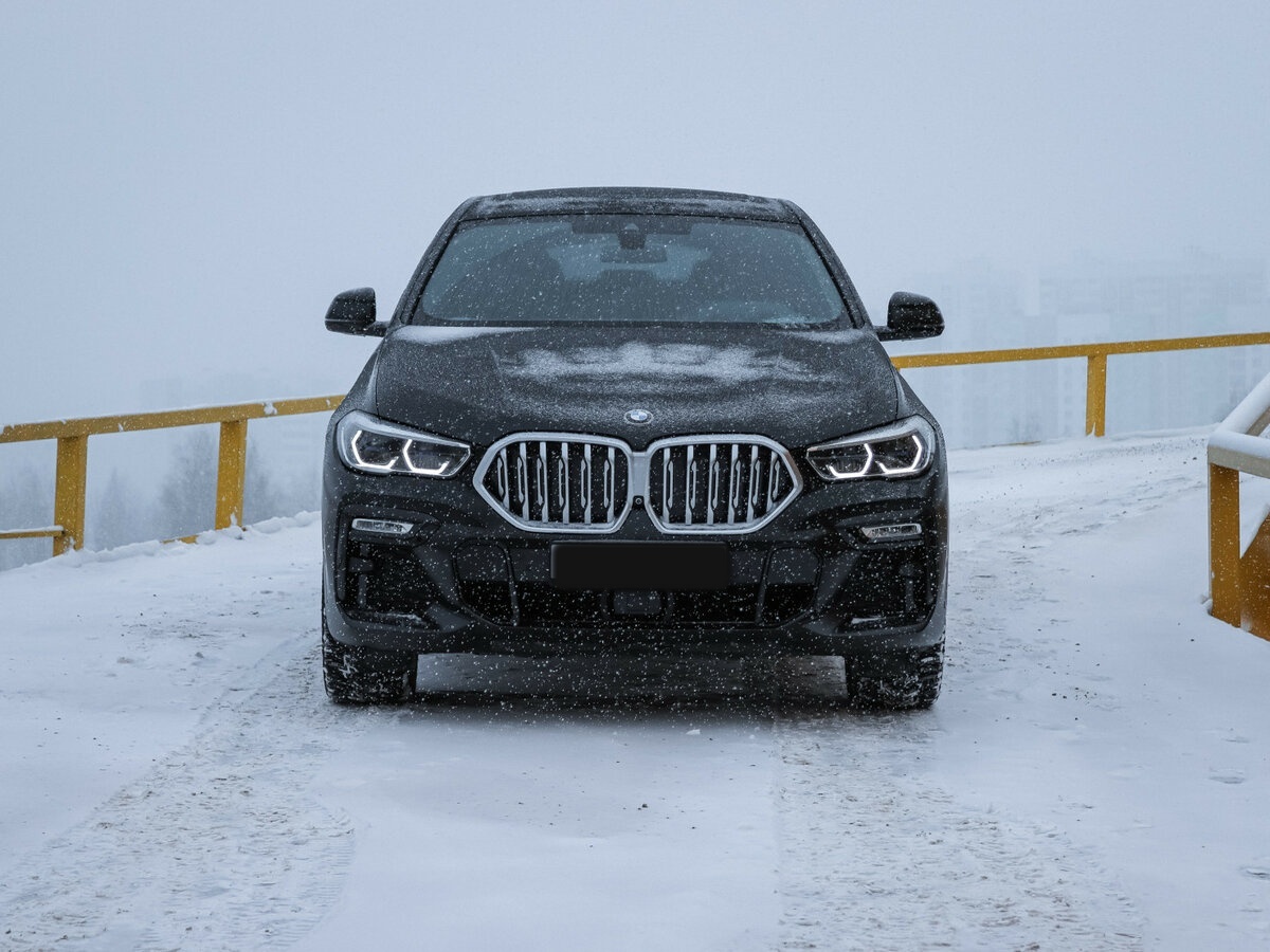 BMW X6 с пробегом — 2021 год. Фото: #1