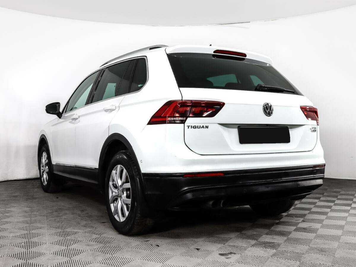 Volkswagen Tiguan с пробегом — 2017 год. Фото: #6