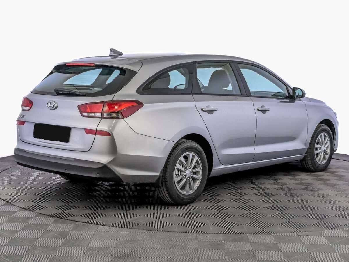 Hyundai i30 с пробегом — 2023 год. Фото: #4