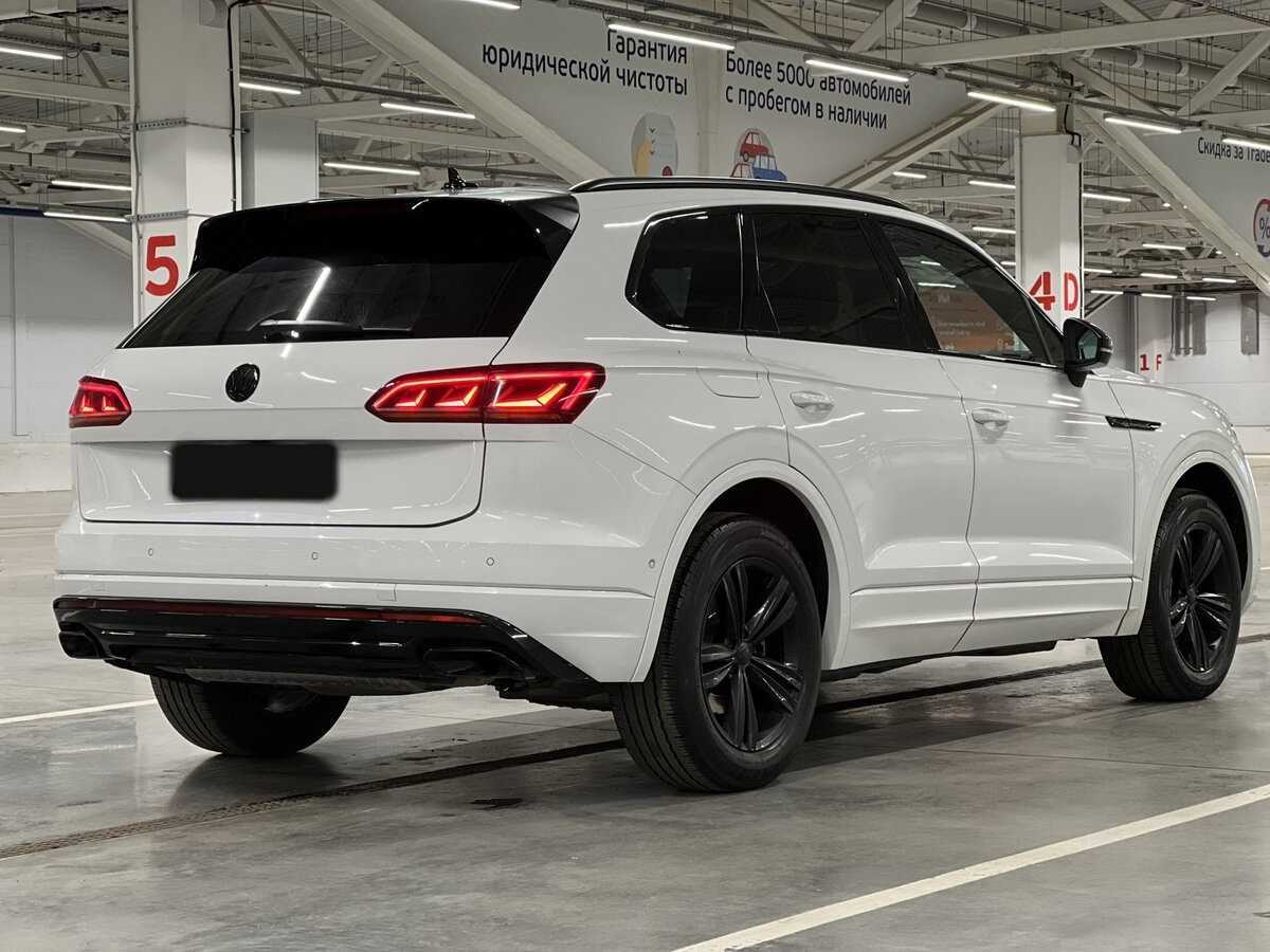Volkswagen Touareg с пробегом — 2018 год. Фото: #4