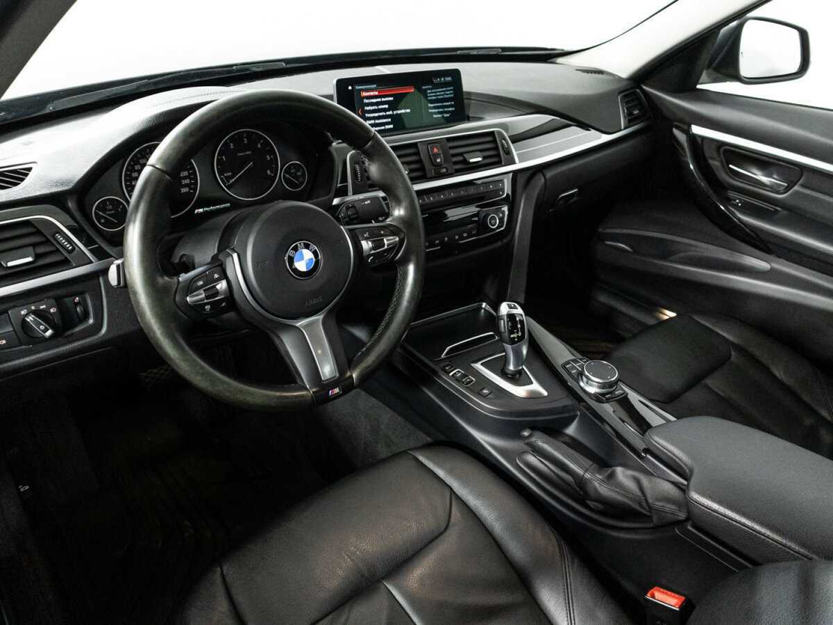 BMW 3 серии с пробегом — 2017 год. Фото: #10